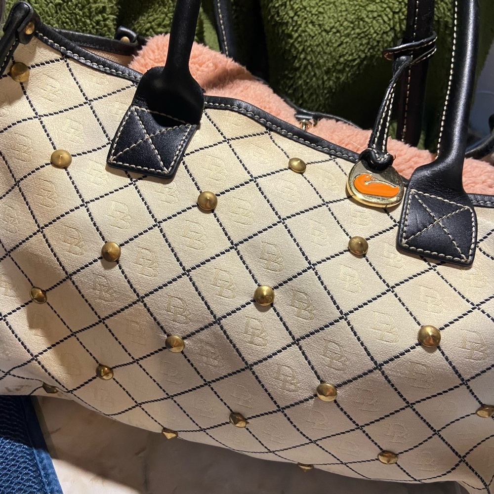 Dooney & Bourke bag